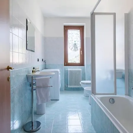 Appartamento Modern With Pool Bellano