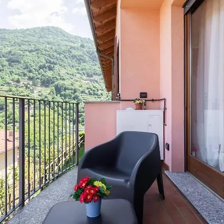 Modern With Pool Appartamento