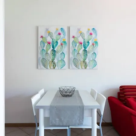 Modern With Pool Apartmán
