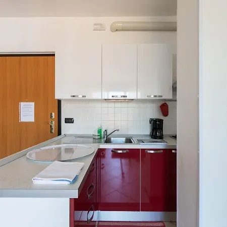 דירה Modern With Pool *