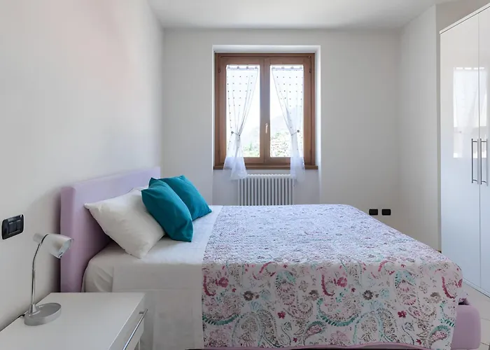 Modern With Pool Apartment *