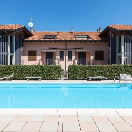 Apartment Modern With Pool Bellano